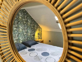 Beach Bungalow Green